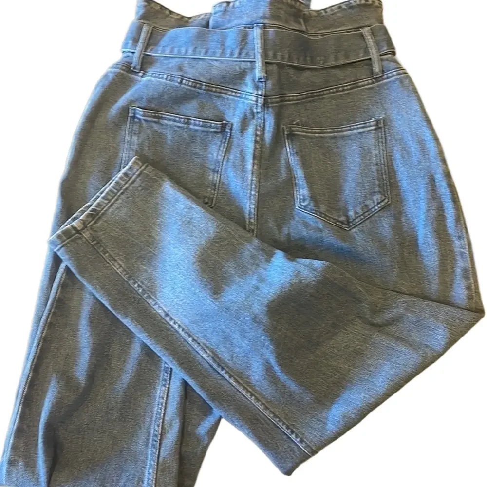 Who What Wear Woman’s Mid-rise Straight Leg Paperbag Indigo Denim Pants
